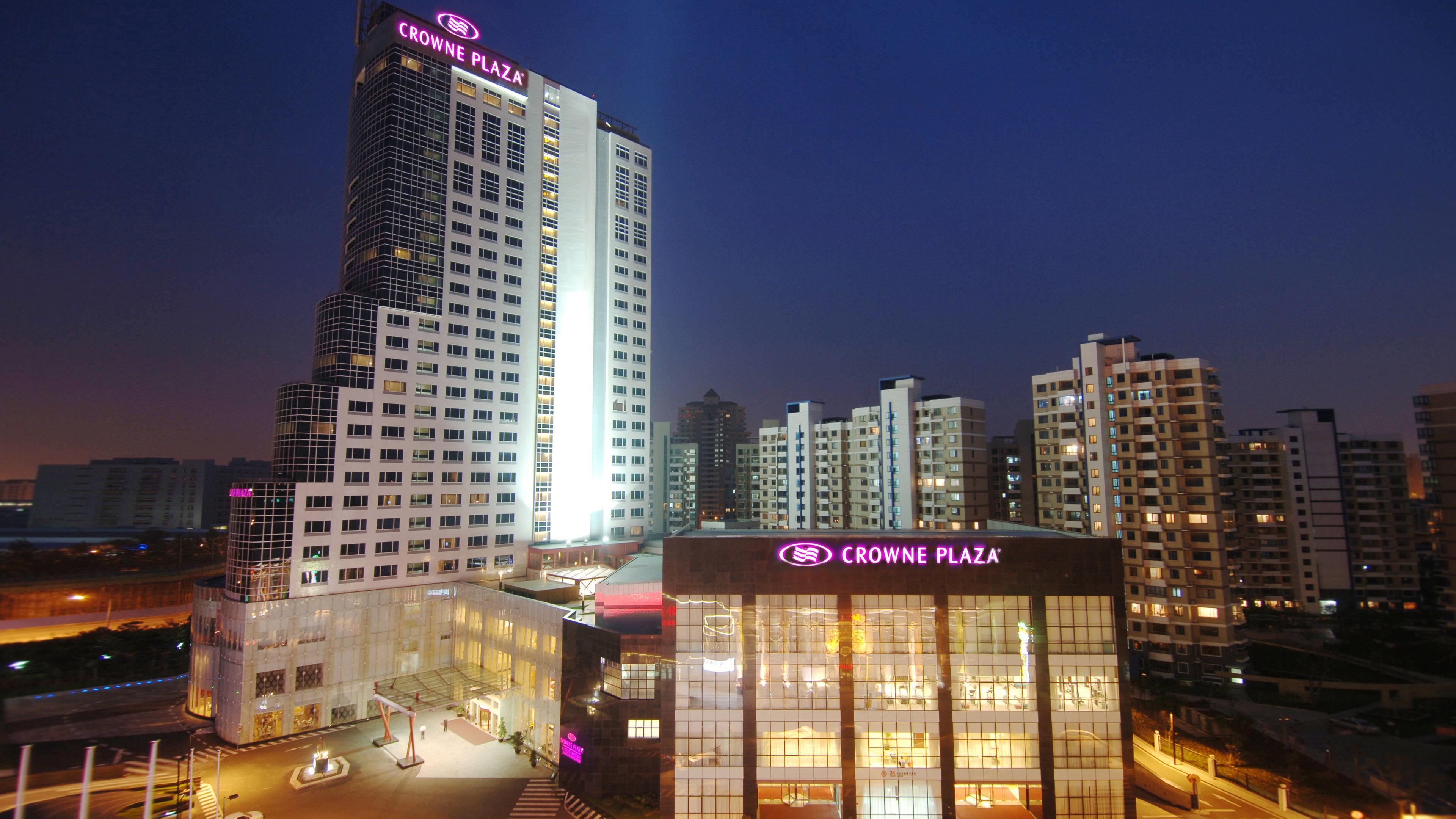 Crowne Plaza Shanghai Pudong By Ihg Exterior photo